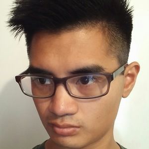 Meet your Posher, Stacy